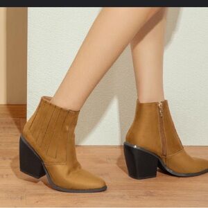Elegant Max Muxun Tan Ankle Booties